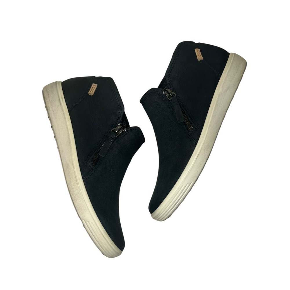 ECCO Soft 7 Tred Zip Booties Black Nubuck Leather High Top Sneakers 430243